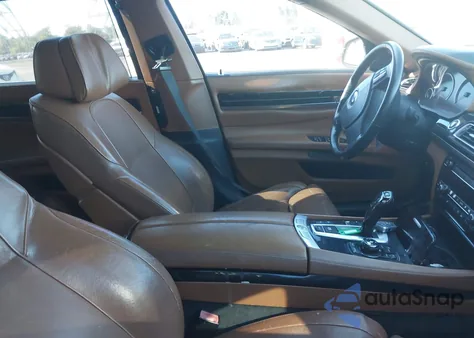 2011 BMW 750Li xDrive z USA, uszkodzony, nr VIN WBAKC8C58BC432193